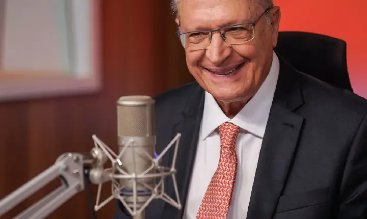 Alckmin conversa por telefone com vice-presidente da China