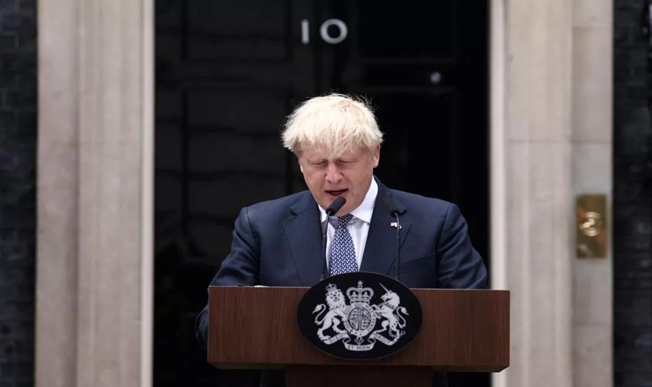 Boris Johnson renuncia à liderança do Partido Conservador e deixará cargo de primeiro-ministro