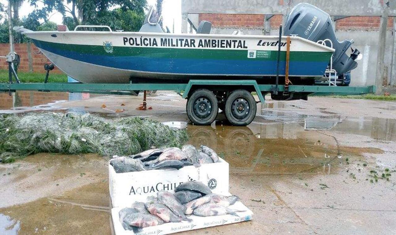 Polícia Ambiental de Três Lagoas apreende redes de pesca e recolhe 31 kg de peixes