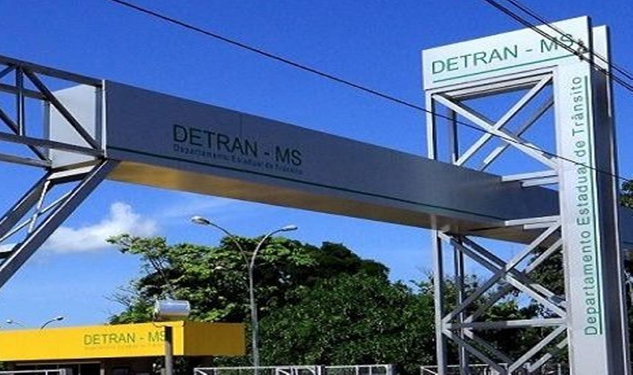 Detran-MS inicia março com leilões de veículos conservados e sucatas aproveitáveis