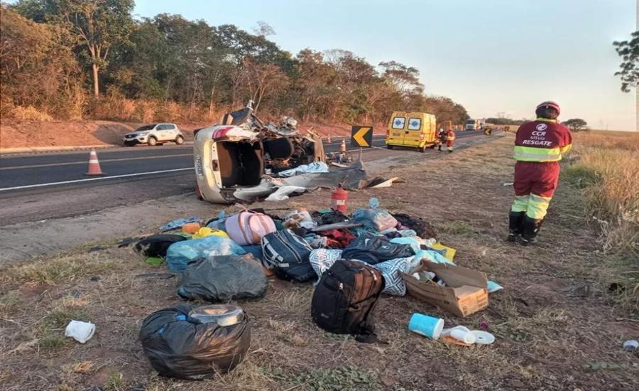 Acidente na BR-163 resulta na morte de pessoas da mesma família