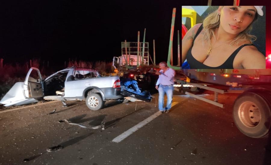 Acidente na BR-262, no Distrito de Arapuá, deixa uma mulher morta e dois feridos