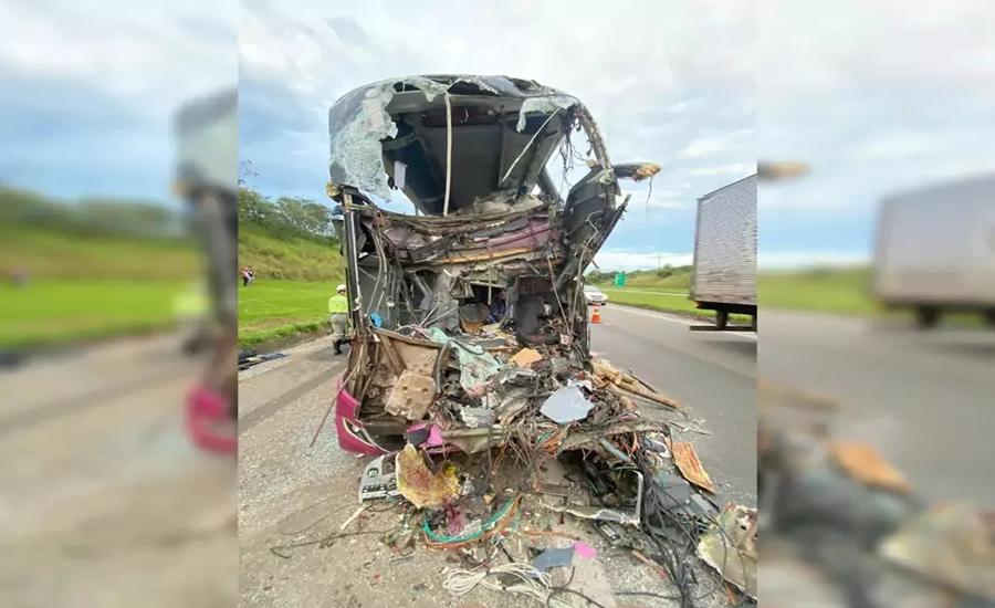 Tragédia: sobe pra três o número de mortos em acidente com ônibus de Três Lagoas