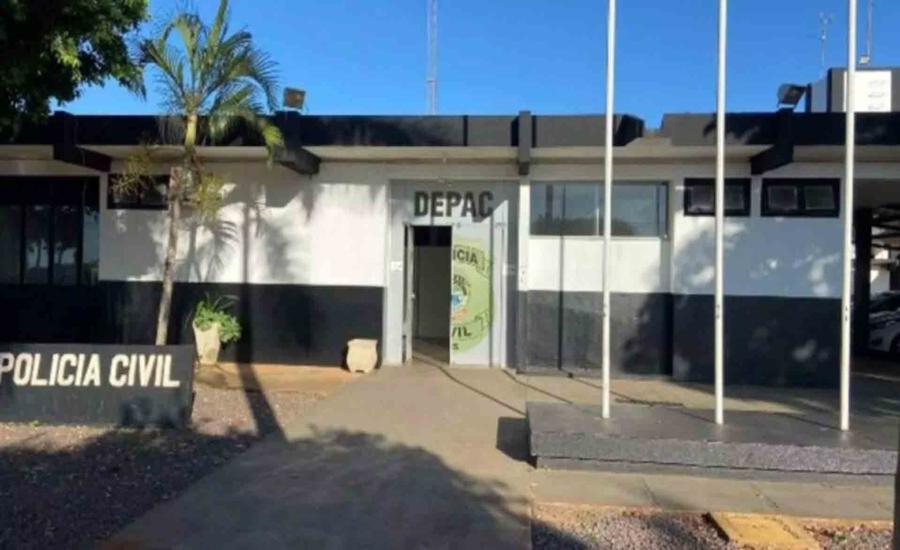 Briga em praça acaba com homem esfaqueado várias vezes na cabeça e no braço em praça no bairro Parque São Carlos