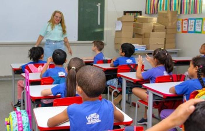 Três Lagoas recebe Selo Ouro do Compromisso Nacional da Criança Alfabetizada (CNCA)