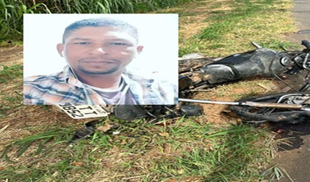 “Castiel Castilho”, foi encontrado morto ao lado de sua motocicleta completamente destruída na cidade de Poloni (SP), a cerca de 229 km de Três Lagoas