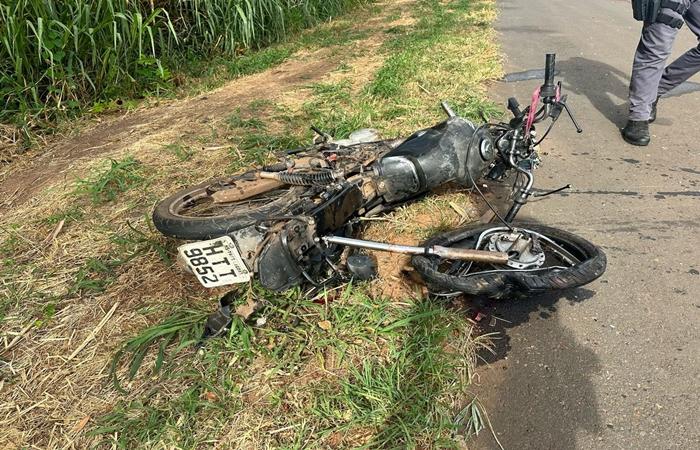 Helmar de Souza Castilho, de 46 anos, conhecido como “Castiel Castilho”, perdeu a vida após colidir a motocicleta com caminhão em rodovia no interior paulista.