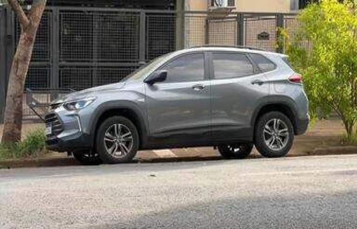 Criança de três anos morre após ser esquecida em carro pela Tia