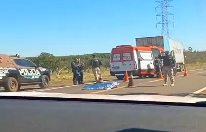 Homem morre em acidente na BR-262, próximo ao Distrito de Arapuá em Três Lagoas