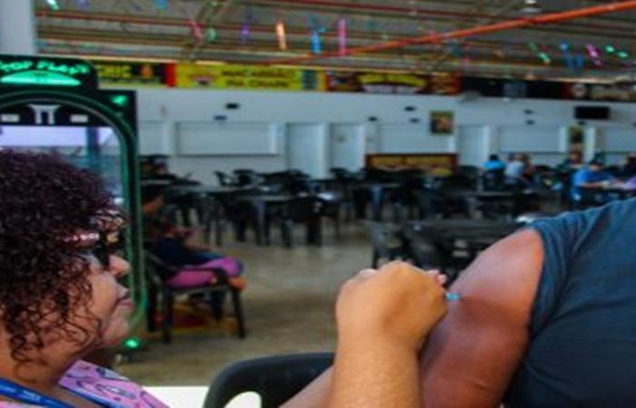 VACINAÇÃO INFLUENZA/GRIPE – Prefeitura realiza ação na Feira Central neste sábado (24)