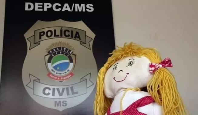 Avô é preso após mãe flagrar estupro contra a neta de 8 anos