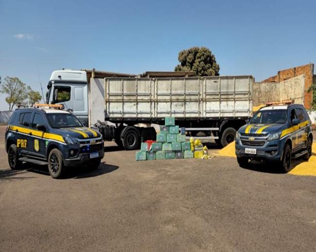 PRF apreende mais de 440 kg de drogas na entrada de Três Lagoas