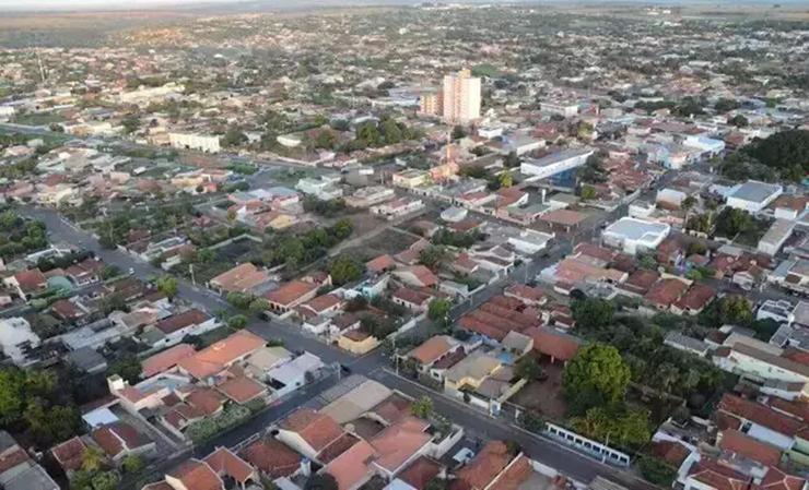 Briga em jogo de dominó termina com homem morto a facadas