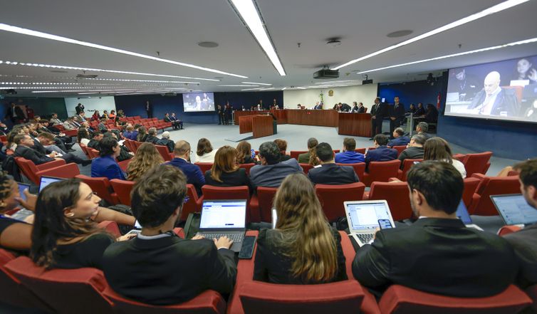 STF começa a julgar réus do Núcleo 3 da trama golpista