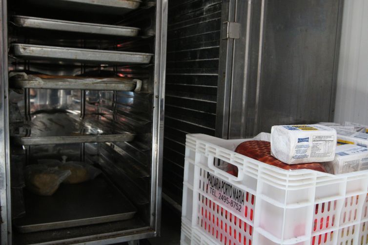 Bares, hotéis e restaurantes sofrem graves perdas com apagão em SP