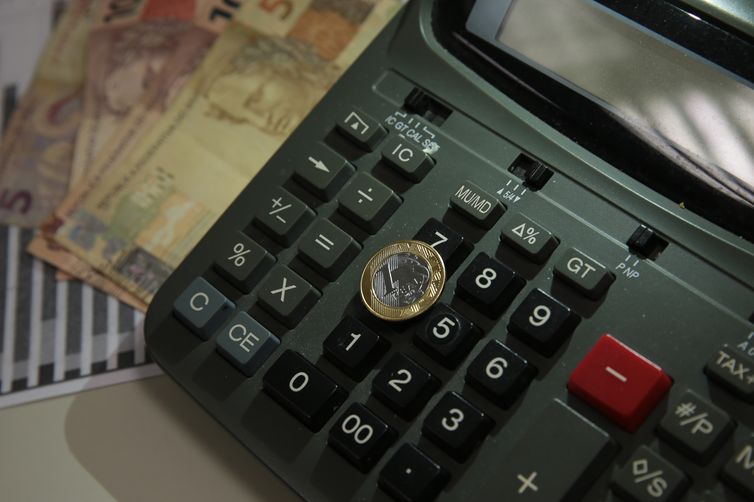 Estoque da dívida pública federal chega a R$ 8,48 trilhões em novembro