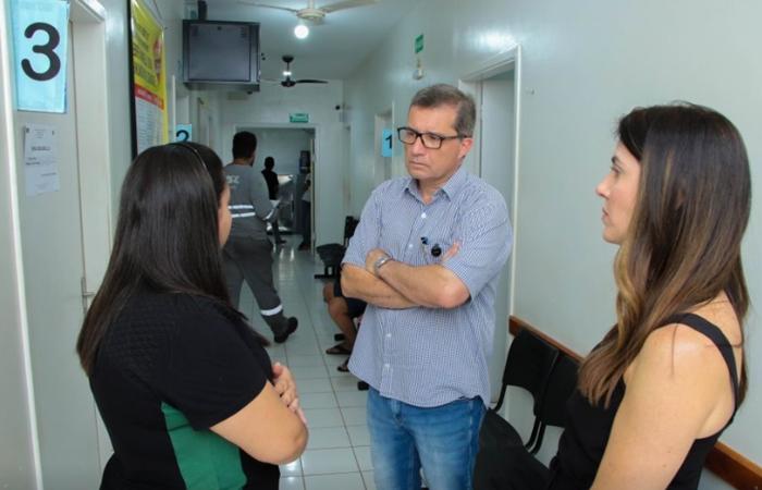 Prefeito Dr. Cassiano Maia visita unidades de saúde para avaliar estrutura e demandas