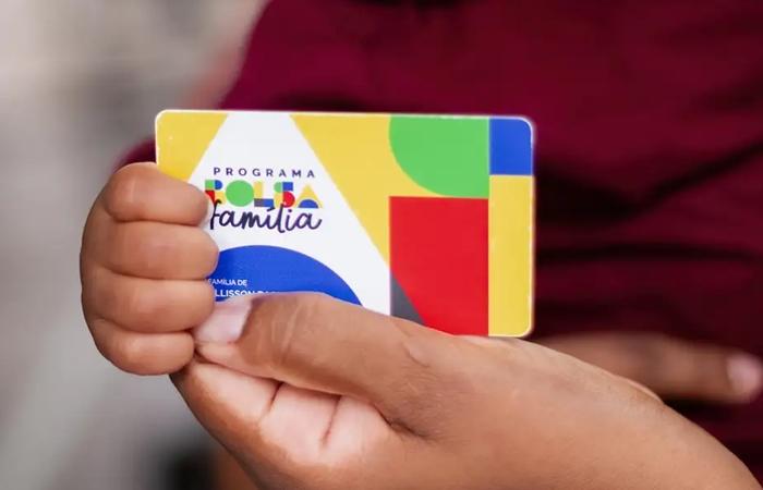 Caixa paga Bolsa Família a beneficiários com NIS de final 4