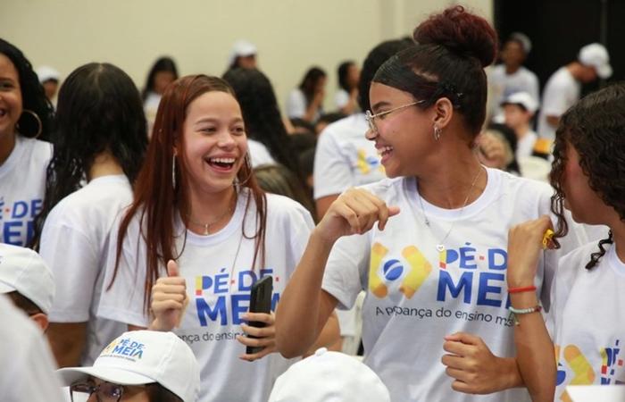 Divulgado o calendário de pagamentos do Pé-de-Meia de 2026 adaptado aos cronogramas das redes de ensino