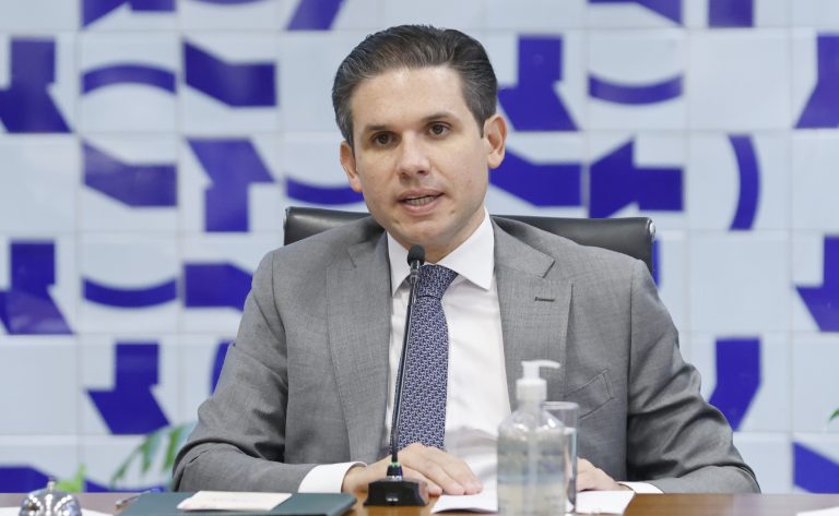 Motta diz que pedido de CPI sobre banco Master precisa respeitar ordem cronológica