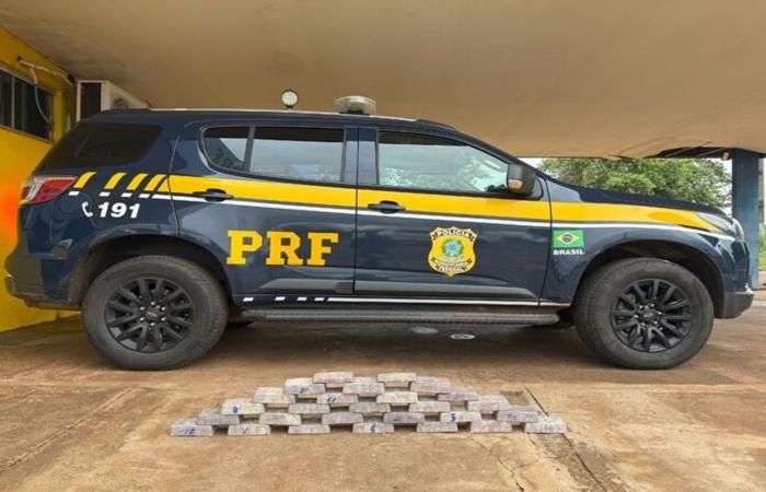 PRF apreende 160 quilos de minério de prata na BR 262