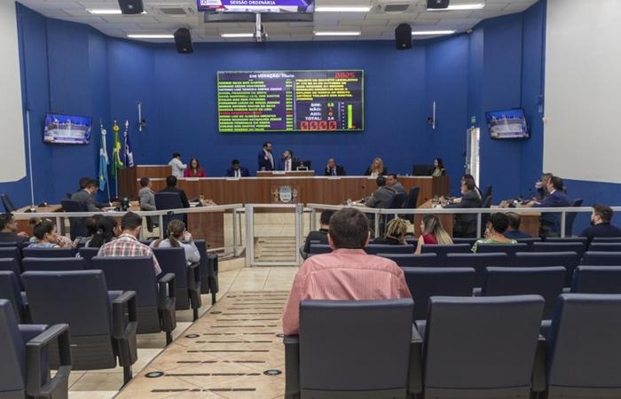 Vereadores antecipam sessão e aprovam Seminário para tratar de programa estadual de regularização fiscal
