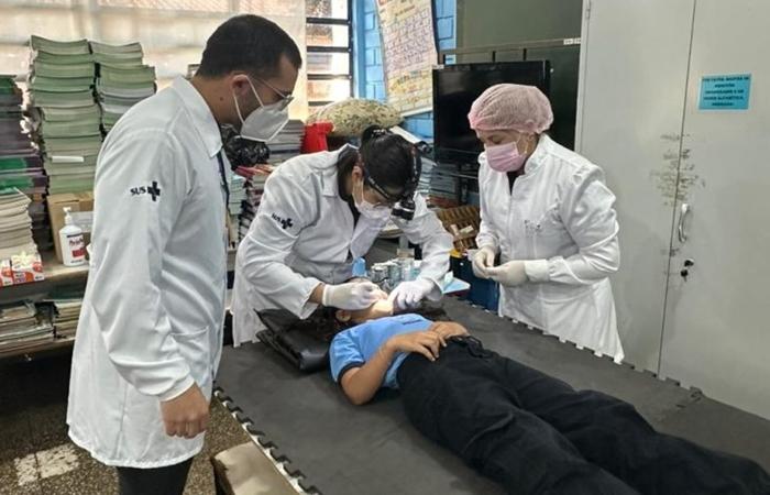 Dia “B” da Saúde Bucal mobiliza municípios de MS com técnica minimamente invasiva para tratar cárie em crianças