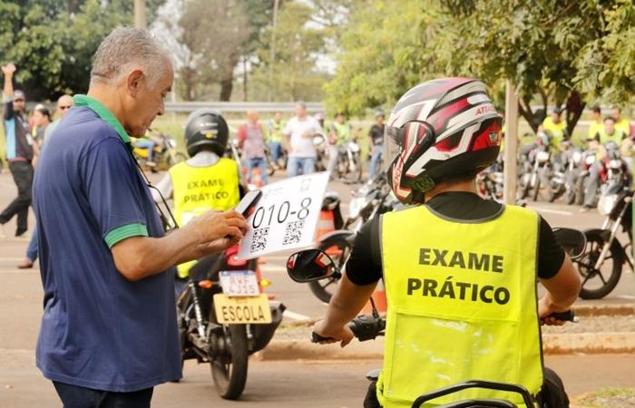 Nova regra eleva índice de aprovação nos exames práticos de direção em Mato Grosso do Sul