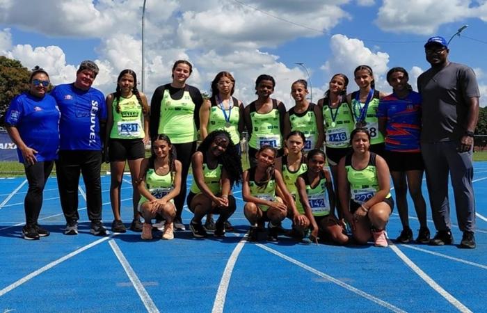 Atletismo Feminino da Sejuvel conquista título de campeão estadual de atletismo Sub-14 em Campo Grande