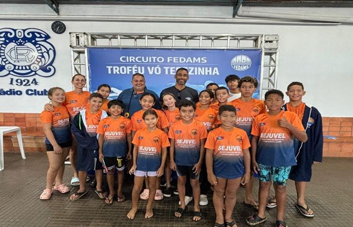 Equipe de natação da SEJUVEL representa Três Lagoas em circuito de Campo Grande e conquista mais de 50 medalhas