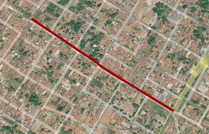 Trecho de via importante do Jd. Das Oliveiras está recebendo recapeamento