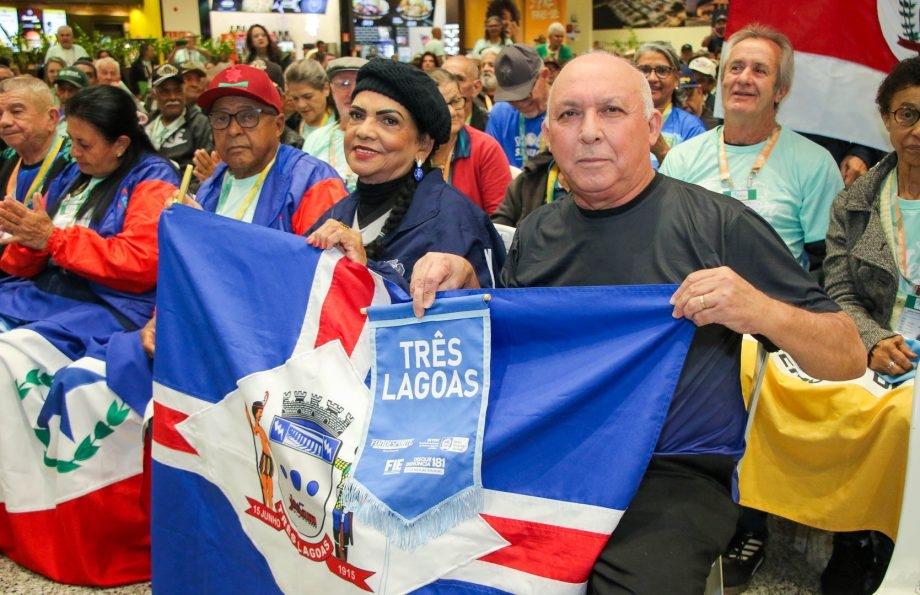 Jogos da Melhor Idade são oficialmente abertos em Três Lagoas e reúnem atletas de dezenas de municípios