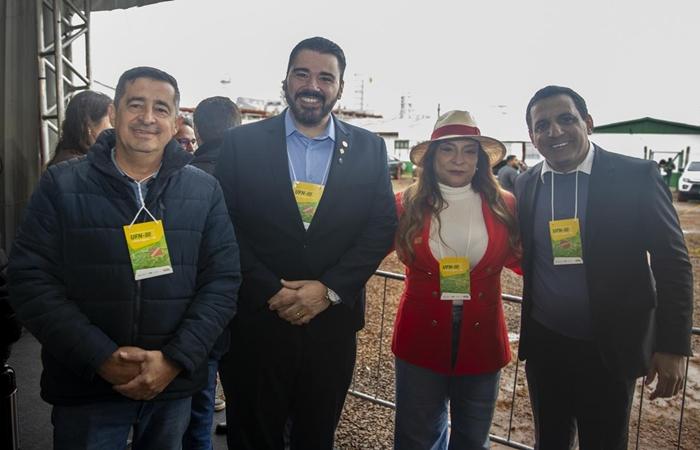 Poder Legislativo marca presença em dia histórico para Três Lagoas