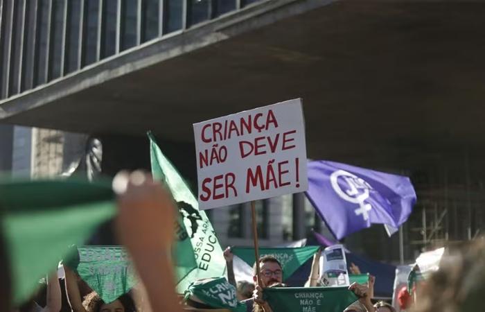 Quase 250 bebês nasceram de meninas violentadas sexualmente em MS em 2025, aponta Ministério da Saúde