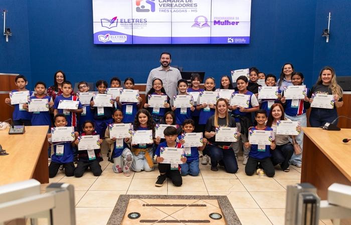 Alunos da escola Gentil Rodrigues Montalvão participam da Visita Guiada