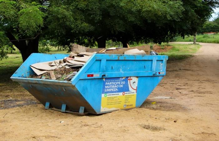 Mutirão da Limpeza começou hoje, (17), no bairro Vila Nova 