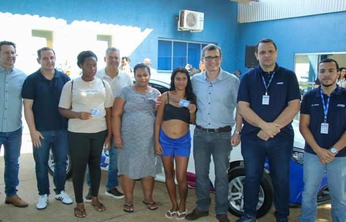 Prefeitura de Três Lagoas lança Projeto Minha Primeira Viagem para garantir transporte gratuito a mães e recém-nascidos