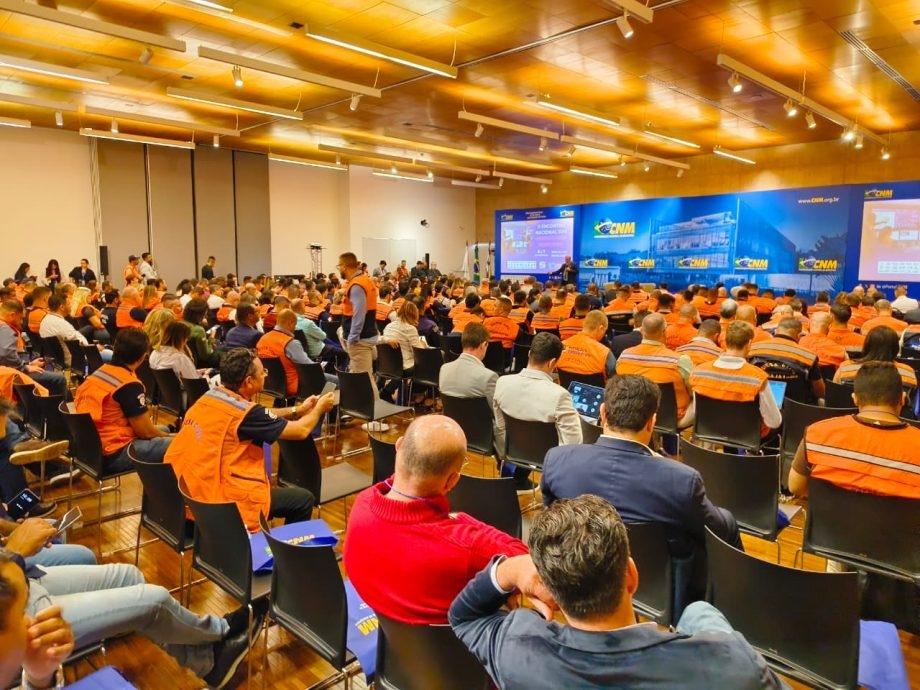 Defesa Civil de Três Lagoas participa do II Encontro Nacional das Defesas Civis Municipais, em Brasília