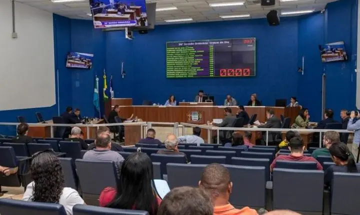 Câmara de Vereadores aprova onze projetos de lei