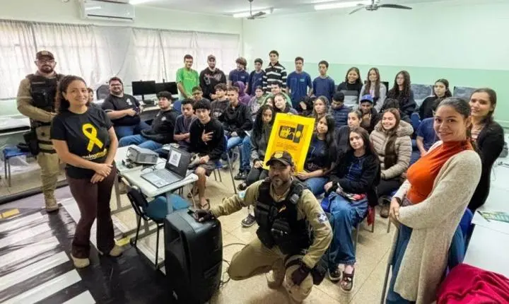 Campanha Maio Amarelo do Deptran leva palestras educativas as escolas de Três Lagoas