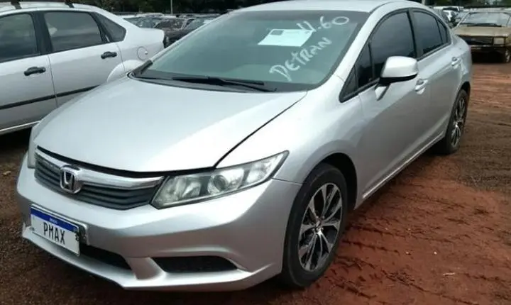 Detran-MS abre leilão com 78 veículos, sendo 63 motocicletas e 15 automóveis