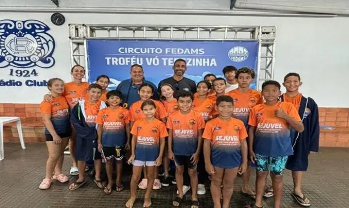 Equipe de natação da SEJUVEL representa Três Lagoas em circuito de Campo Grande e conquista mais de 50 medalhas