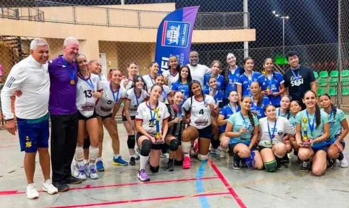 Escola Fernando Corrêa é a grande vencedora do Vôlei feminino do JET’s 2026