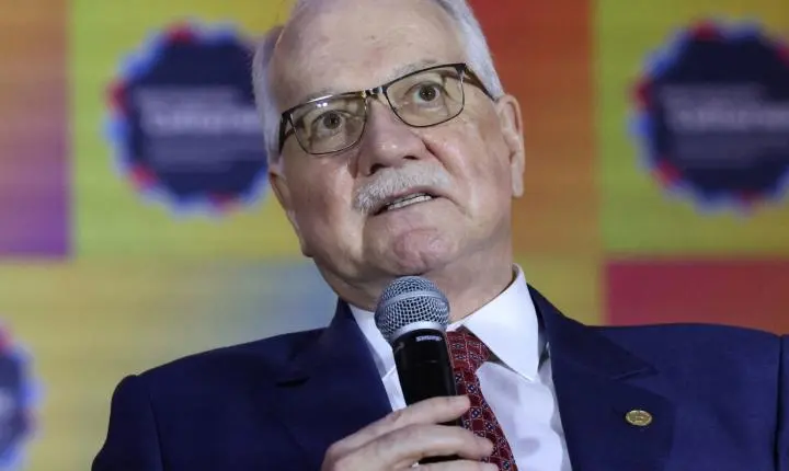 Fachin terá reunião com PF sobre citações a ministros no caso Master