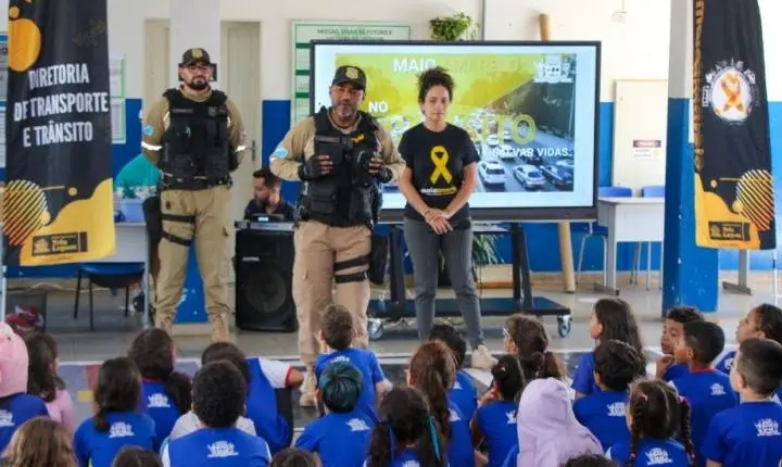 MAIO AMARELO – DEPTRAN realiza palestra sobre Segurança Viária em escola do município