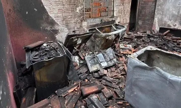 Morador morre no banheiro de casa em chamas em Três Lagoas