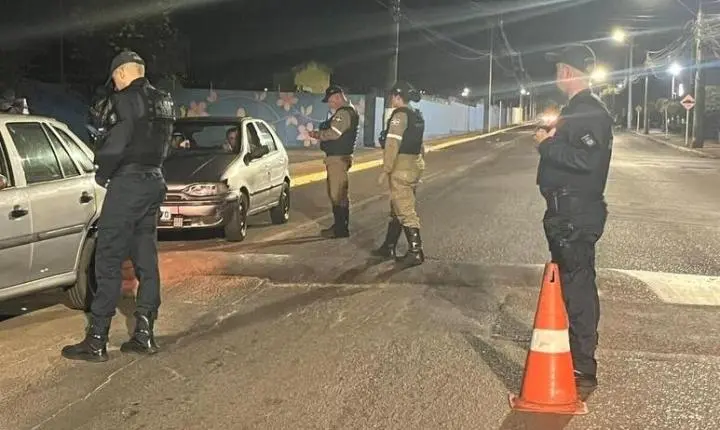 Polícia Militar apreende cinco veículos irregulares durante operação em Três Lagoas