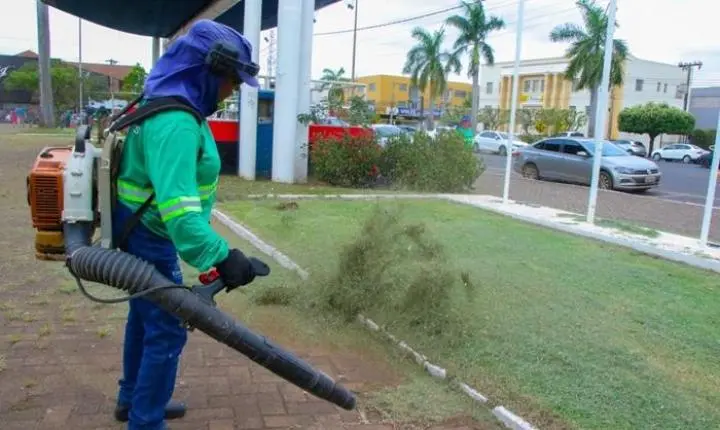 Prefeitura de Três Lagoas intensifica limpeza de áreas verdes e atende 22 espaços públicos em outubro