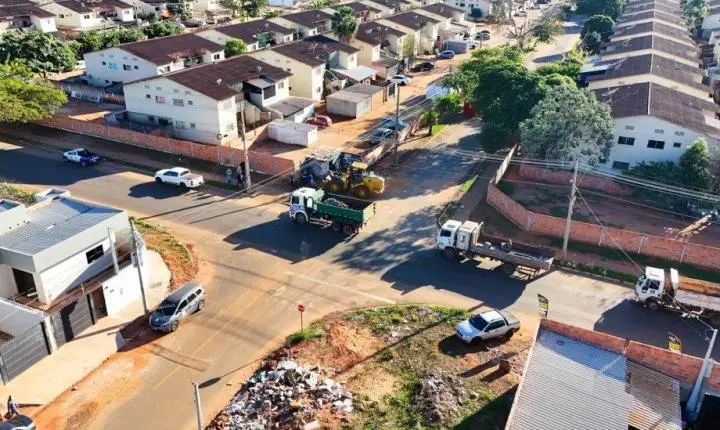 Prefeitura realiza nova força-tarefa de limpeza no Novo Oeste e reforça conscientização sobre descarte correto de resíduos