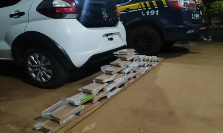 PRF descobre compartimento secreto e apreende quase 39 quilos de cocaína em Três Lagoas